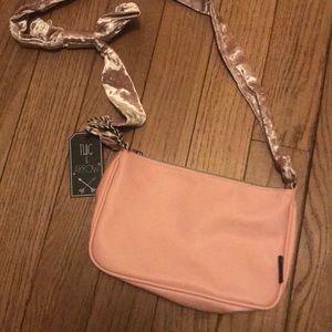Twig and arrow purse NWT